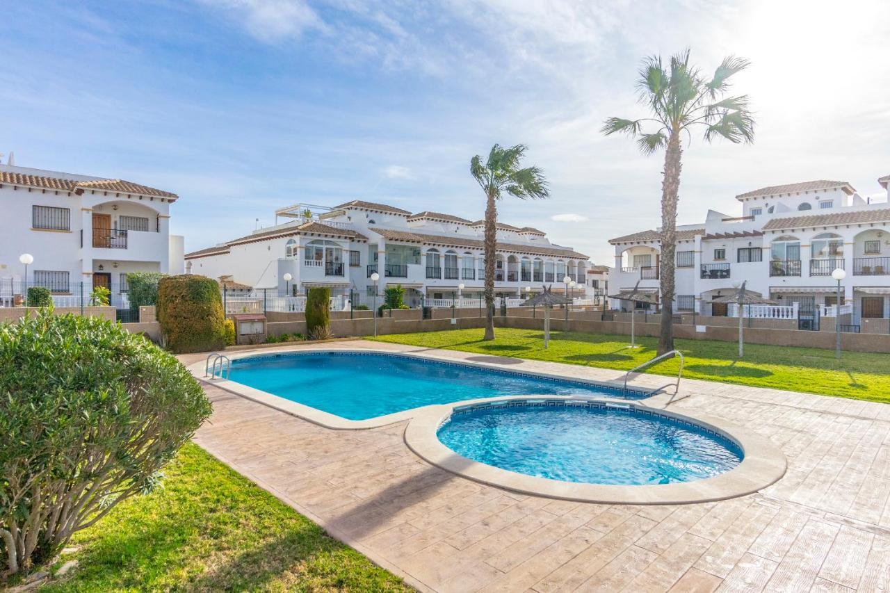 Apartment Cb Living - Homely Cinuelica, Punta Prima