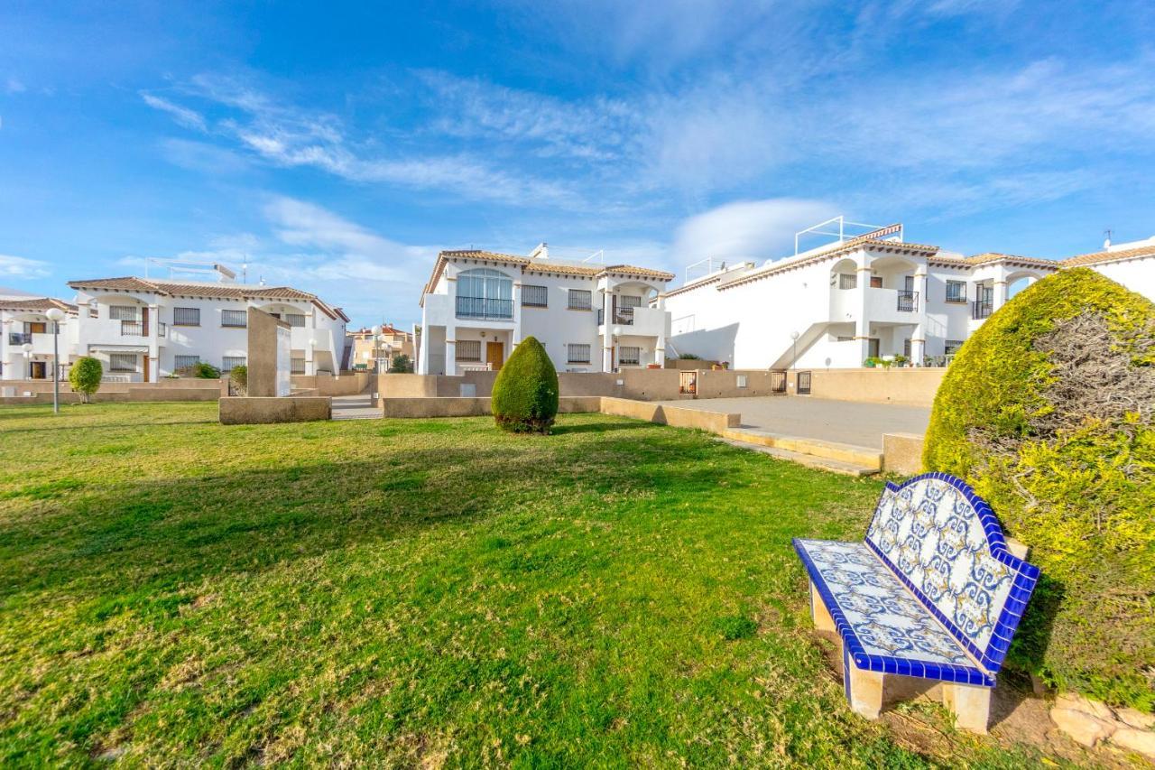 Cb Living - Homely Cinuelica, Punta Prima Apartamento *